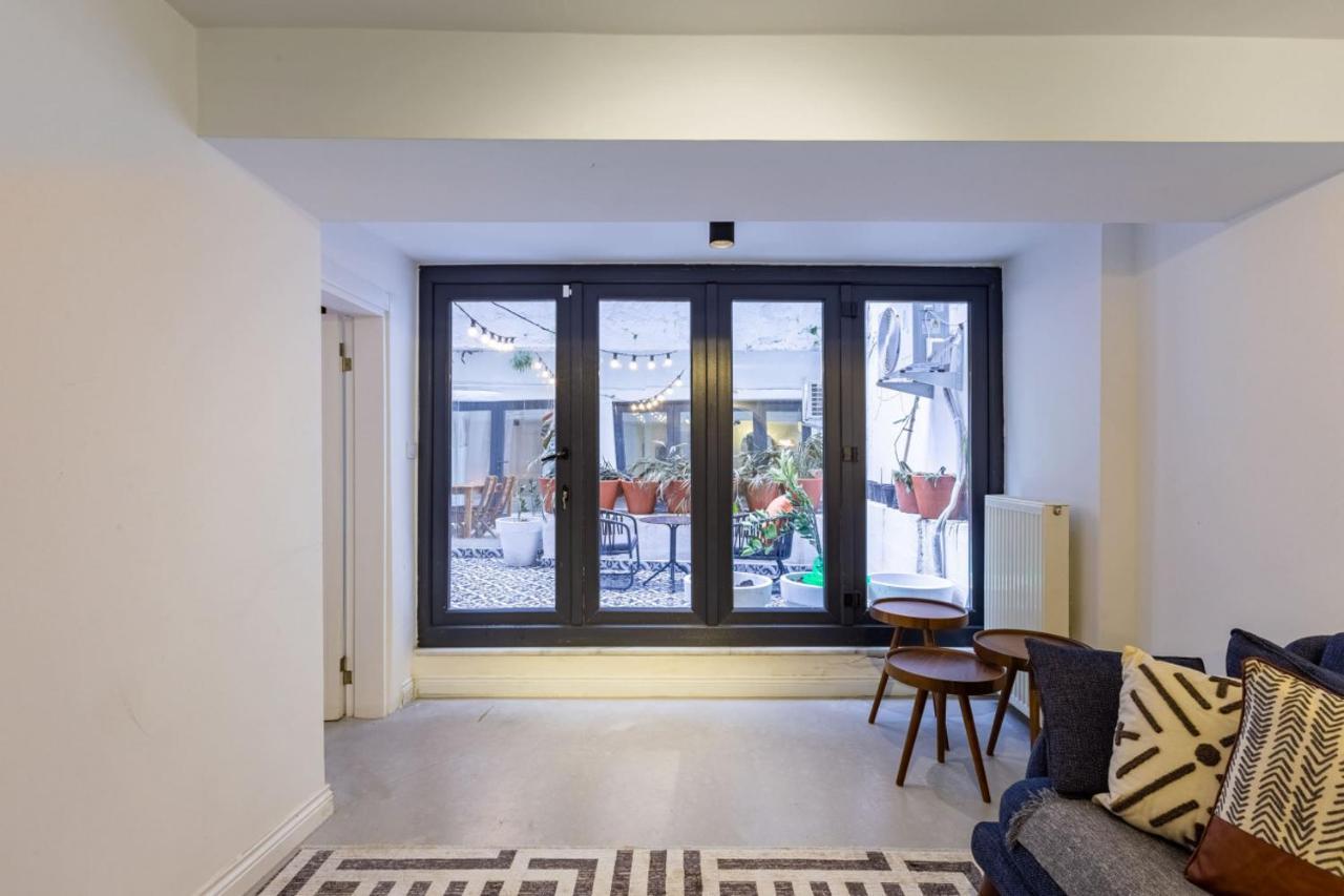 Excellent Flat With Lovely Backyard In Cihangir Estambul Exterior foto