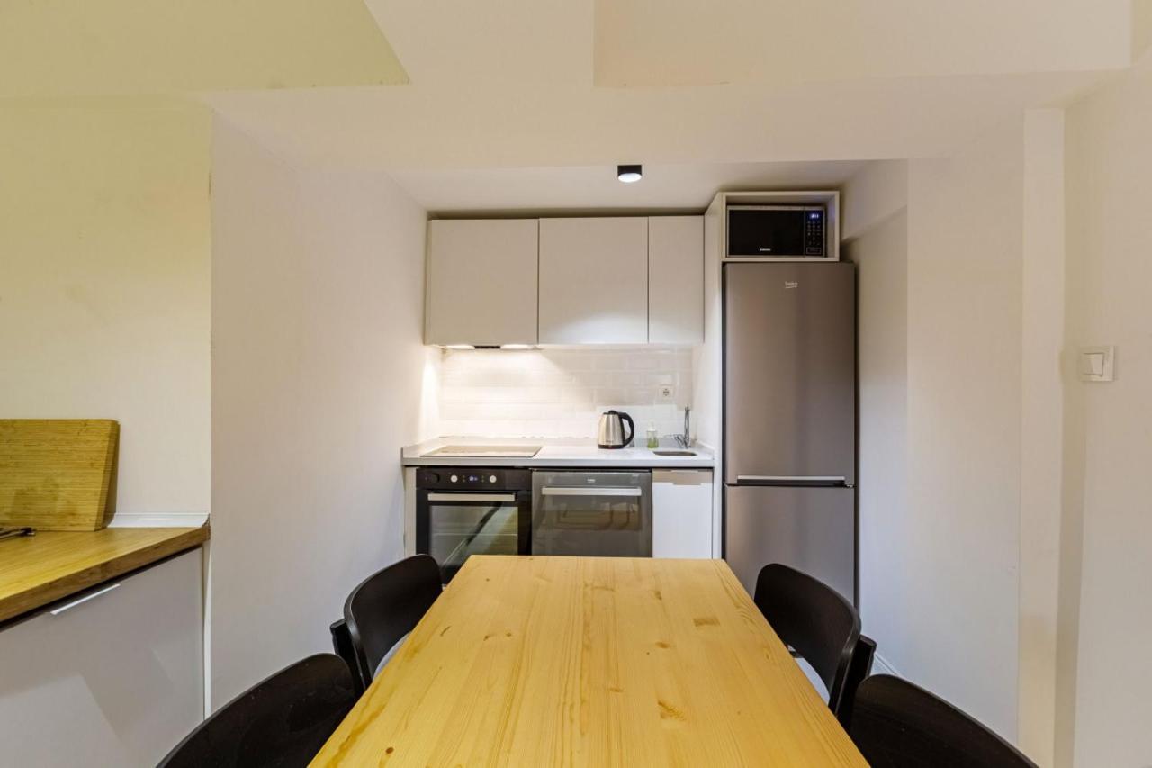 Excellent Flat With Lovely Backyard In Cihangir Estambul Exterior foto