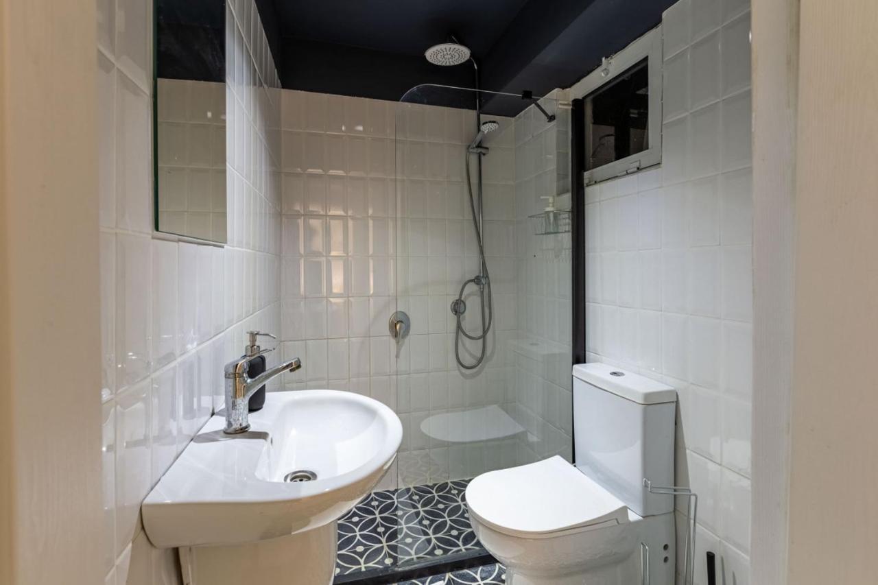 Excellent Flat With Lovely Backyard In Cihangir Estambul Exterior foto